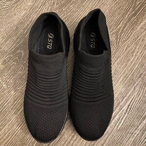STQ Women's Black Knit Slip-On Sneakers